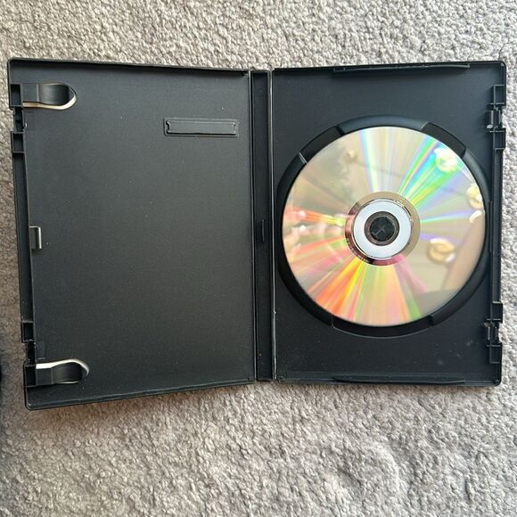 “Red Riding Hood” DVD - Picture 5 of 6